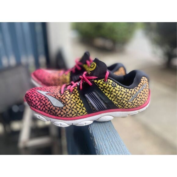 Brooks Women’s Pureflow Multicolor Sz 7.5 US - Picture 1 of 10
